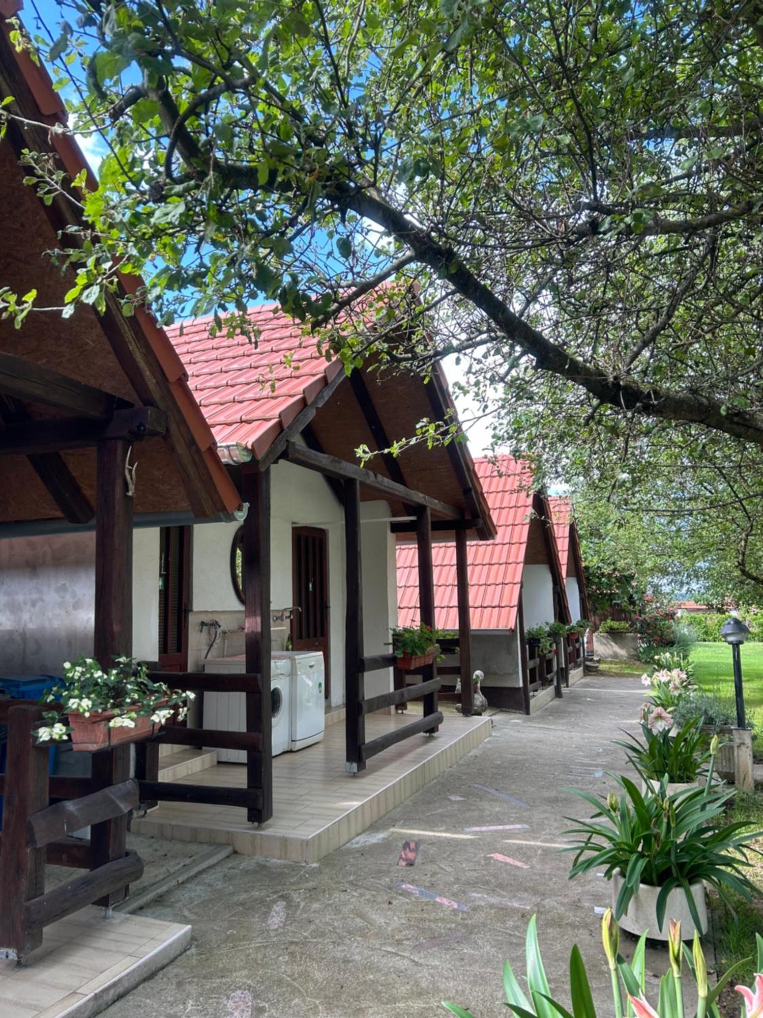 Camping Lukac Kutina Ngoại thất bức ảnh