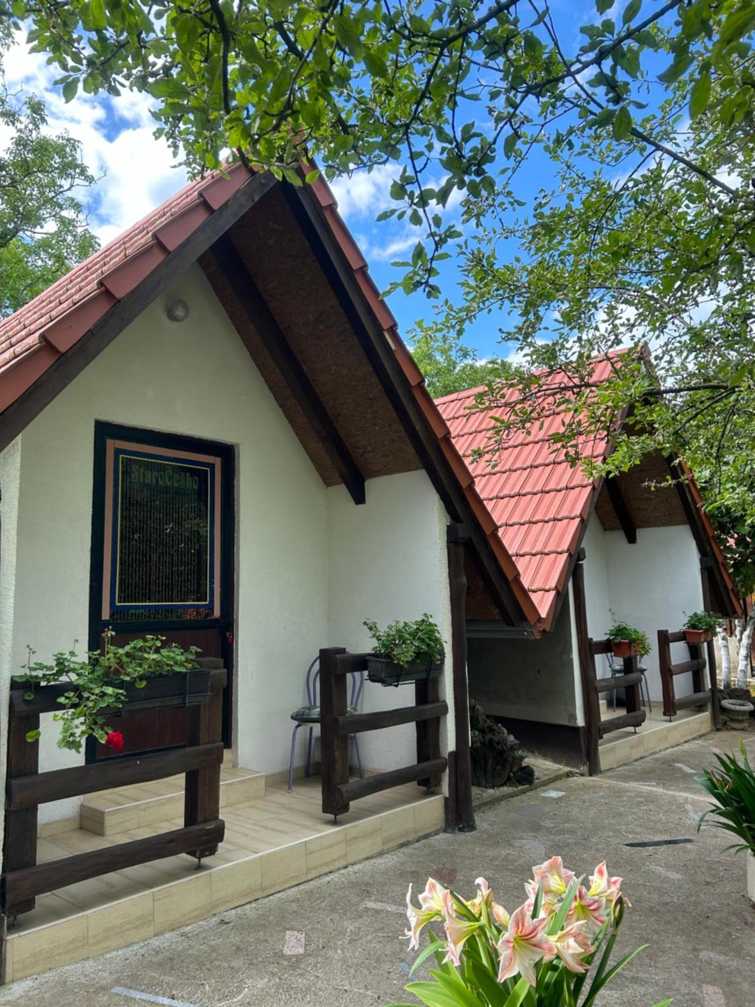 Camping Lukac Kutina Ngoại thất bức ảnh